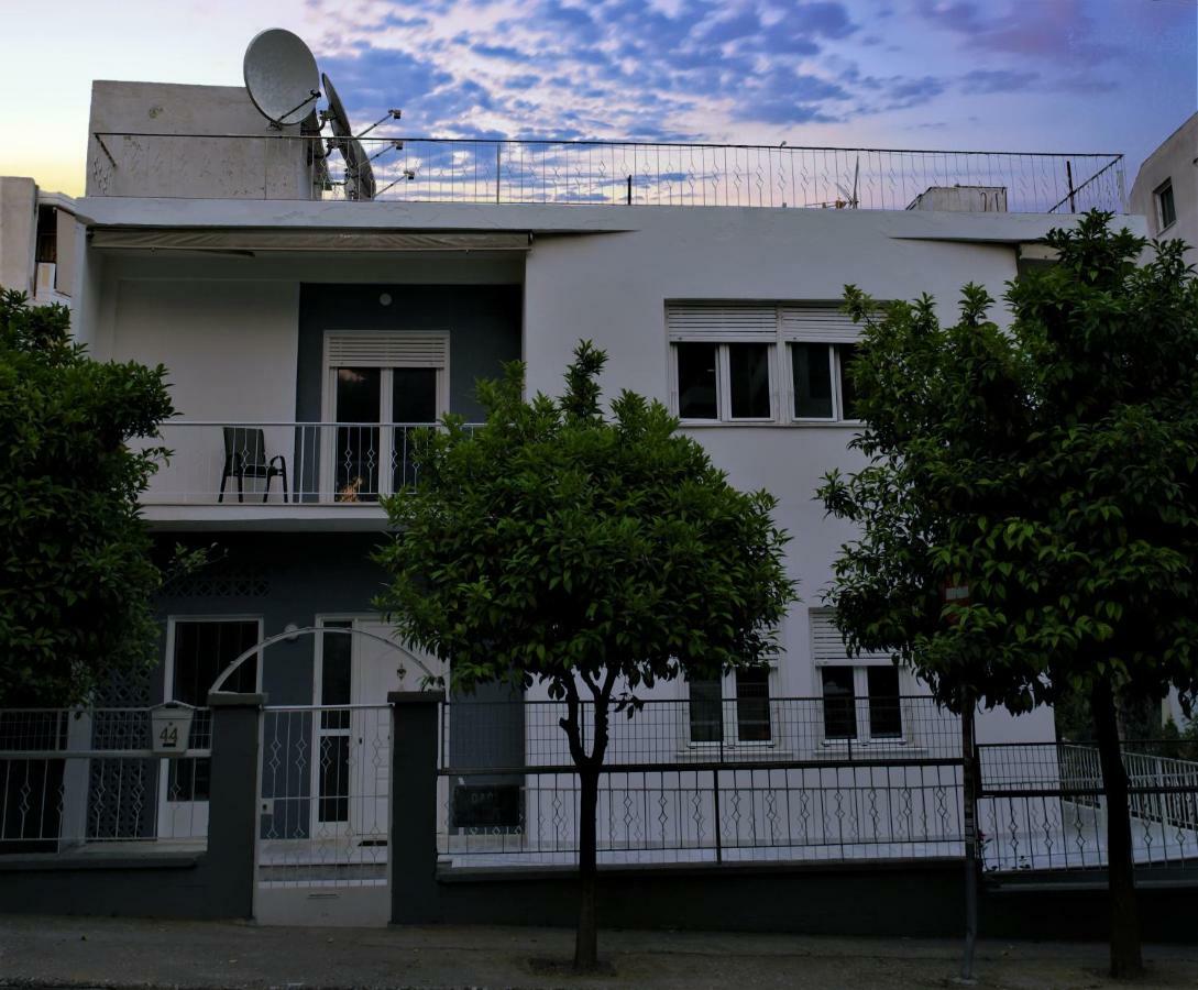 Zefyros Super Cool Apartments Next To Alimos Riviera Athens Exterior photo